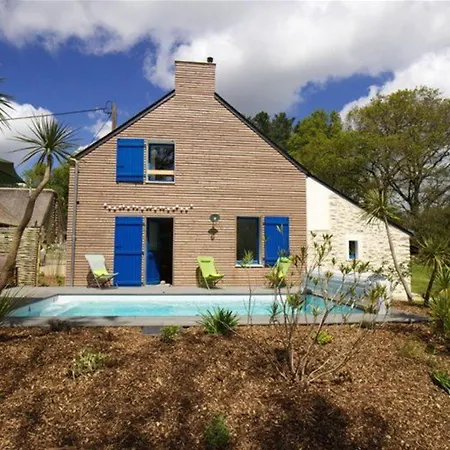 évasion En De Charme Avec Jardin, Piscine Chauffée Et Proche Plages – - Fr-1-306-1271