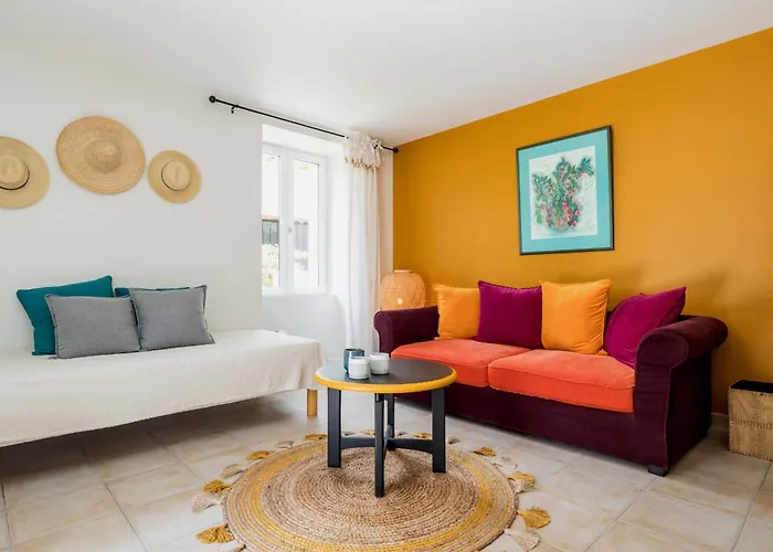 évasion En De Charme Avec Jardin, Piscine Chauffée Et Proche Plages – - Fr-1-306-1271 Hébergement de vacances *